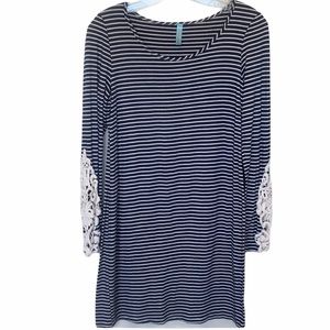 Loila Lace Long Sleeve Striped Tunic Size Medium